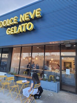 Dolce Neve Gelato by null