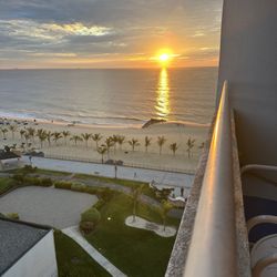 Ocean Place Resort & Spa - Sunrise on our departure day