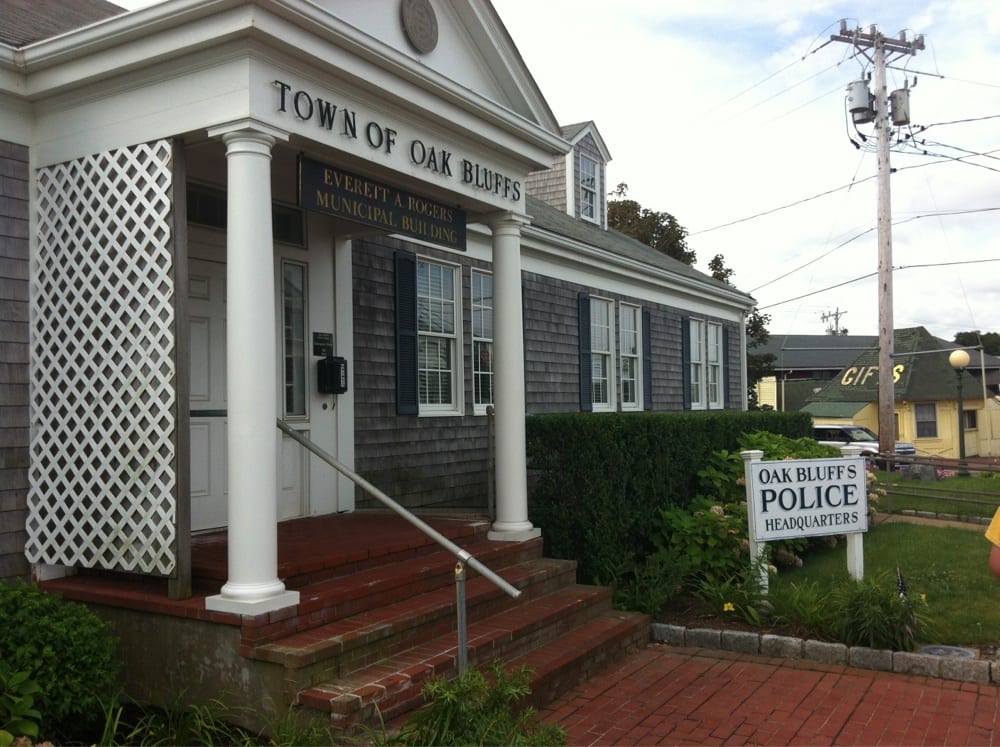 OAK BLUFFS POLICE DEPARTMENT 2 Ocean Ave, Oak Bluffs, Massachusetts