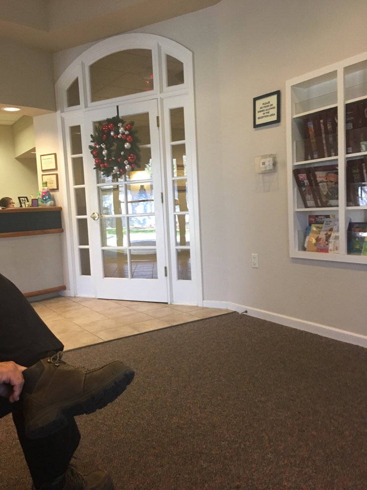 COMPREHENSIVE DENTAL SERVICES Updated August 2024 2810 Nacogdoches