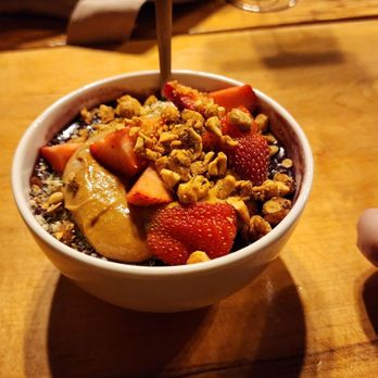 Life Alive Organic Cafe Salem - PB+J Acai bowl - Juice Bars & Smoothies Near Me - Salem, Massachusetts Life Alive Organic Cafe Salem - PB+J Acai bowl - Juice Bars & Smoothies Near Me - Salem, Massachusetts