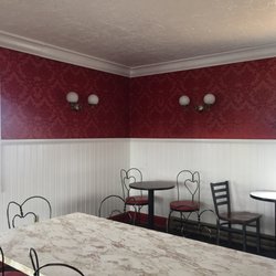 Alpenrose Dairy - Old timey ice cream parlor with velvet wallpaper.