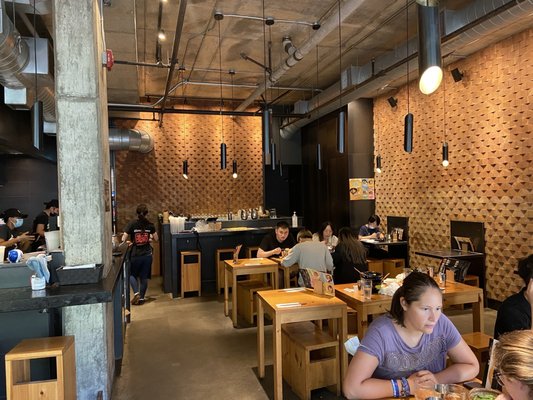 KINTON RAMEN BISHOP by null