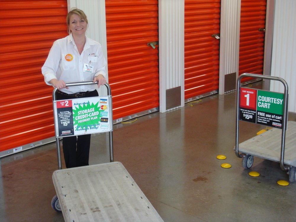 UHaul Moving & Storage, Flint Roadtrippers