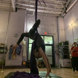 Empyrean Arts - The silks aerial acrobatics class!