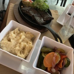 Mamajuana Restaurant & Lounge - Strip steak with mashed potatoes and veggies