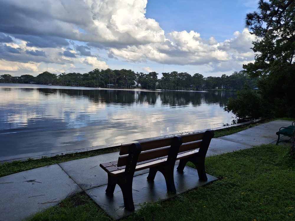 Lake Mills Park Image