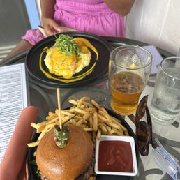 Salmon over mashed potatoes and Maya's burger with garlic fries! Yummmm... Salmon over mashed potatoes and Maya's burger with garlic fries! Yummmm...