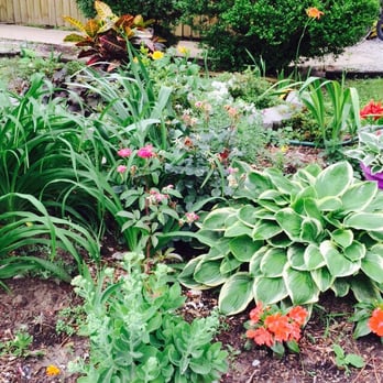 Memphis KOA - One of the gardens... Beautiful!!! - RV Parks Near Me - Marion, Arkansas