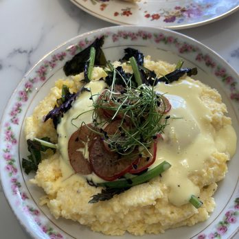 Diamond Jack Wine Bar - The grits are delicious! - Wine Bars Near Me - Maryville, Tennessee