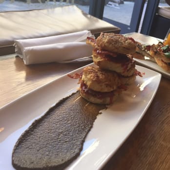 Root & Flower - Amazing peppered biscuits. - Wine Bars Near Me - Vail, Colorado