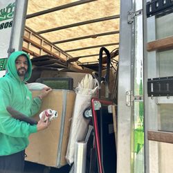 Good Stuff Moving - Half full - they doubled the cost because they sent another truck and a total of 5 people. I am suing them!