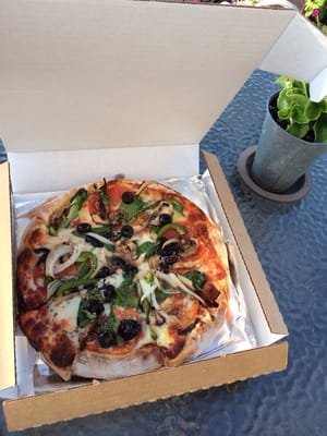 Paula & Monica's Pizzeria by null