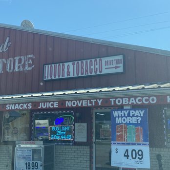 Barnyard Liquor - the outside of the store - Beer, Wine & Spirits Near Me - Shepherdsville, Kentucky
