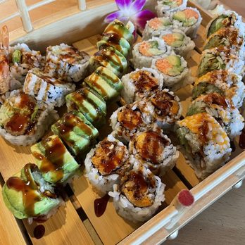 Oishii Japanese Bistro - Dragon roll, spider roll, spicy California roll, sweet potato tempura roll, shrimp tempura - Sushi Bars Near Me - Powell, Ohio Oishii Japanese Bistro - Dragon roll, spider roll, spicy California roll, sweet potato tempura roll, shrimp tempura - Sushi Bars Near Me - Powell, Ohio