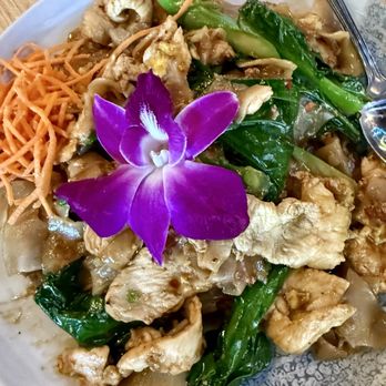 Khao San Pearl - 61. Pad See Eew with Chicken - Tapas/Small Plates Near Me - Portland, Oregon Khao San Pearl - 61. Pad See Eew with Chicken - Tapas/Small Plates Near Me - Portland, Oregon