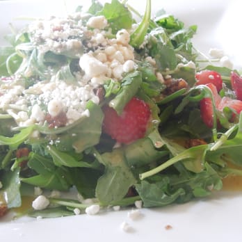 Brackett's Oceanview Restaurant - Arugula salad - Seafood Near Me - Rockport, Massachusetts