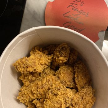 KFC - 20pc Chicken Wings & Legs. - Fast Food Near Me - Edinburgh, EDH