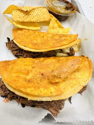 Taco Moro by null