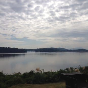 Reserve At Lakeshore - Dog walking/grass area overlooking the lake. - Apartments Near Me - Chattanooga, Tennessee Reserve At Lakeshore - Dog walking/grass area overlooking the lake. - Apartments Near Me - Chattanooga, Tennessee