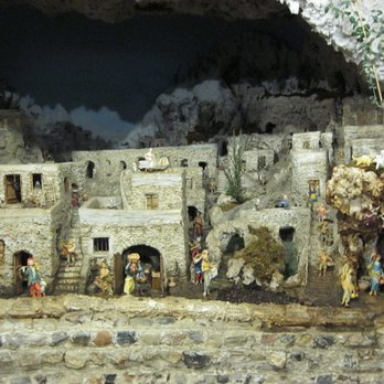 Il Presepe dei Netturbini - The Nativity - Handyman Near Me - Rome, RM