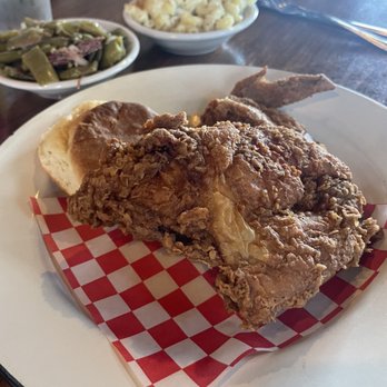 Libby’s Southern Comfort - 2 piece white meat, biscuit, green beans and Mac n cheese - Southern Near Me - Covington, Kentucky Libby’s Southern Comfort - 2 piece white meat, biscuit, green beans and Mac n cheese - Southern Near Me - Covington, Kentucky