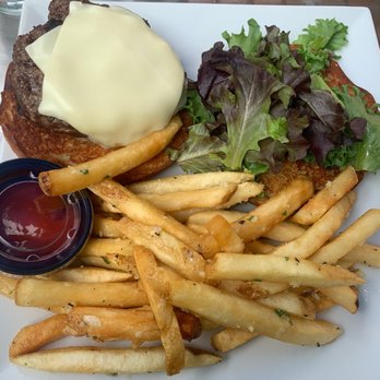 Love Lane Kitchen - The Burger - Breakfast & Brunch Near Me - Mattituck, New York