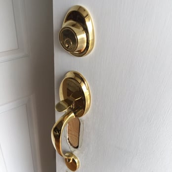 A Better Locksmith - Retrofit Customers Door - Keys & Locksmiths Near Me - Pawtucket, Rhode Island