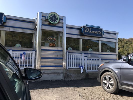 Fezz's Community Diner by null