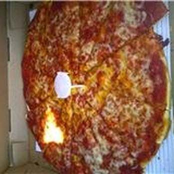 PPK on the Park - That is one ugly looking cheese pizza. Not exactly filling. - Pizza Near Me - Paso Robles, California PPK on the Park - That is one ugly looking cheese pizza. Not exactly filling. - Pizza Near Me - Paso Robles, California