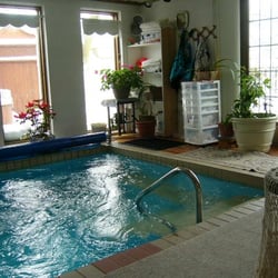 Alternative Health Spa Bed and Breakfast - Indoor pool is a "Lazy River".