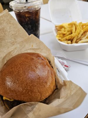 Incredible Burger by null