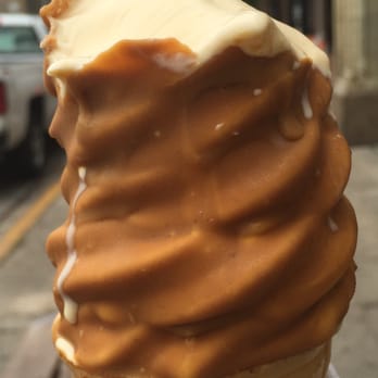 Hole in the Wall Custard Shoppe - French Vanilla Frozen Yogurt with a peanut butter dip top - Ice Cream & Frozen Yogurt Near Me - Oak Park, Illinois Hole in the Wall Custard Shoppe - French Vanilla Frozen Yogurt with a peanut butter dip top - Ice Cream & Frozen Yogurt Near Me - Oak Park, Illinois