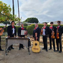 Mariachi Las Olas de Santa Barbara - Las Olas de Santa Barbara