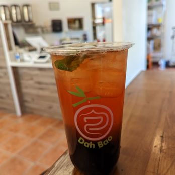 Dah Bao - Lychee berry twist w boba - Chinese Near Me - Davis, California