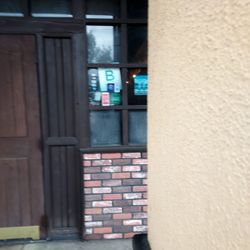 Limericks Tavern - B rating