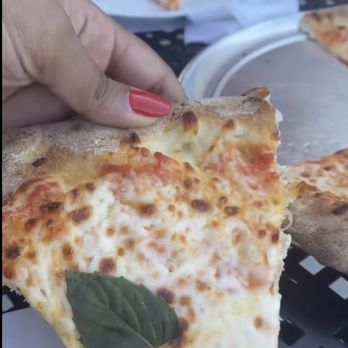 I Tre Mori - Pizza Near Me - Indianapolis, Indiana
