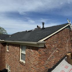 Augustus Roofing and Gutters - Roof install