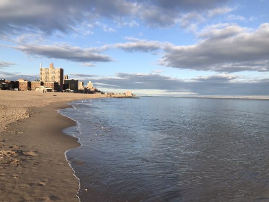 Brighton Beach by null