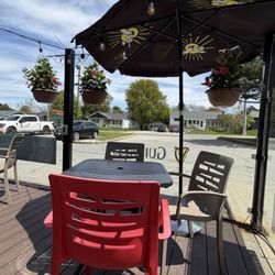 The Butcher & Banker Pub - Outside patio seating