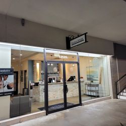 Hand & Stone Massage and Facial Spa