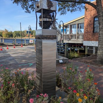 Orange Street Landing - Artwork at Orange Street Landing, Wilmington - Parks Near Me - Wilmington, North Carolina Orange Street Landing - Artwork at Orange Street Landing, Wilmington - Parks Near Me - Wilmington, North Carolina