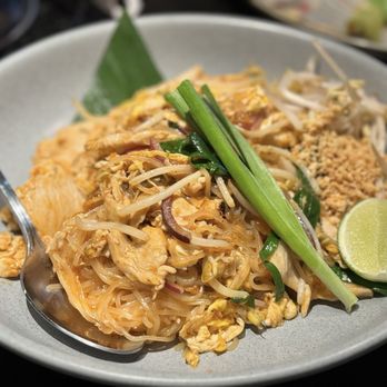 Isankaya - Pad Thai - Thai Near Me - Norcross, Georgia