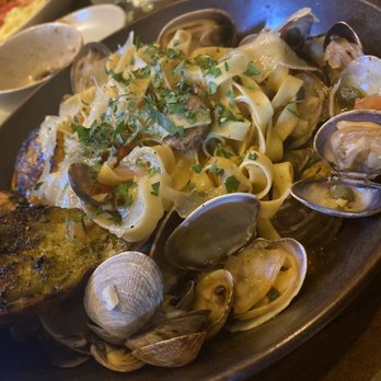 Asado - Uli 's Chorizo and Clams - Argentine Near Me - Tacoma, Washington Asado - Uli 's Chorizo and Clams - Argentine Near Me - Tacoma, Washington
