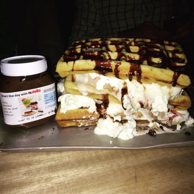 Grand Trailer Park Taverna by null