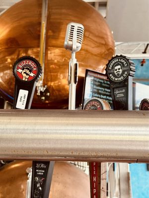 Buzzrock Brewing Co. by null