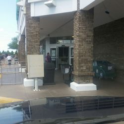 Publix Super Markets - Entrance