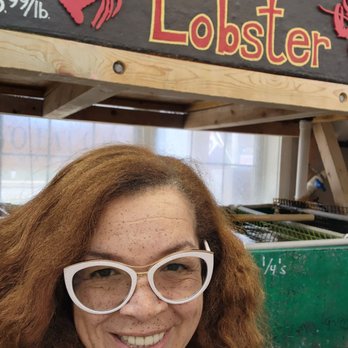 Pine Tree Seafood & Produce - Seafood Markets Near Me - Scarborough, Maine Pine Tree Seafood & Produce - Seafood Markets Near Me - Scarborough, Maine