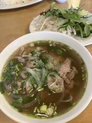 Pho Le by null