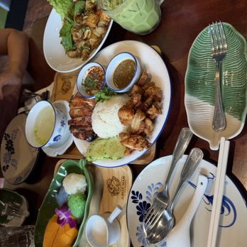 Aroy Mak Thai Food - Thai Near Me - Seattle, Washington
